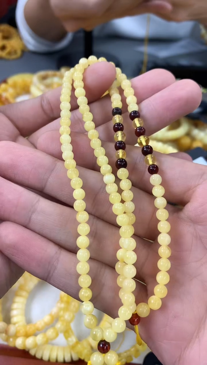 【闪购商品】琥珀裸石未镶嵌链子