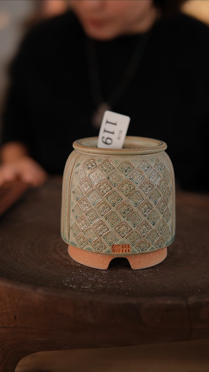 【闪购商品】红陶1-19-119默认有瑕口5.5