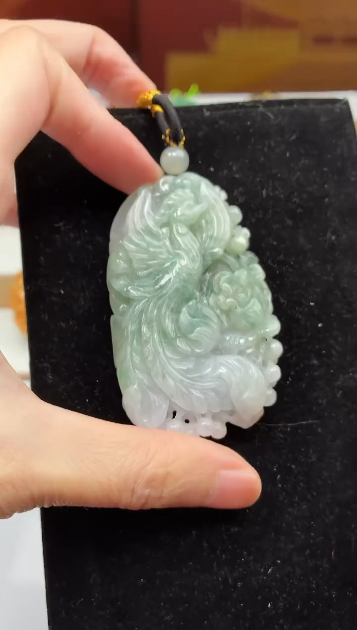 颈饰未镶嵌翡翠牌子