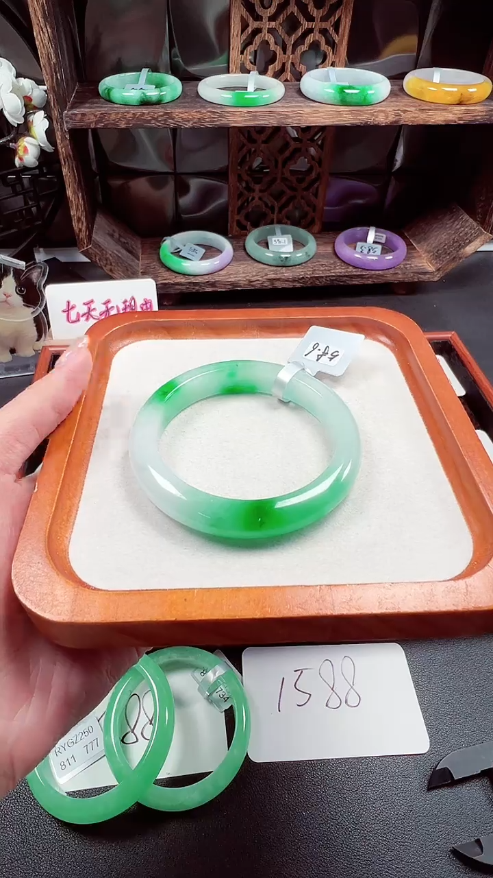 姐姐们看好 不要抢拍