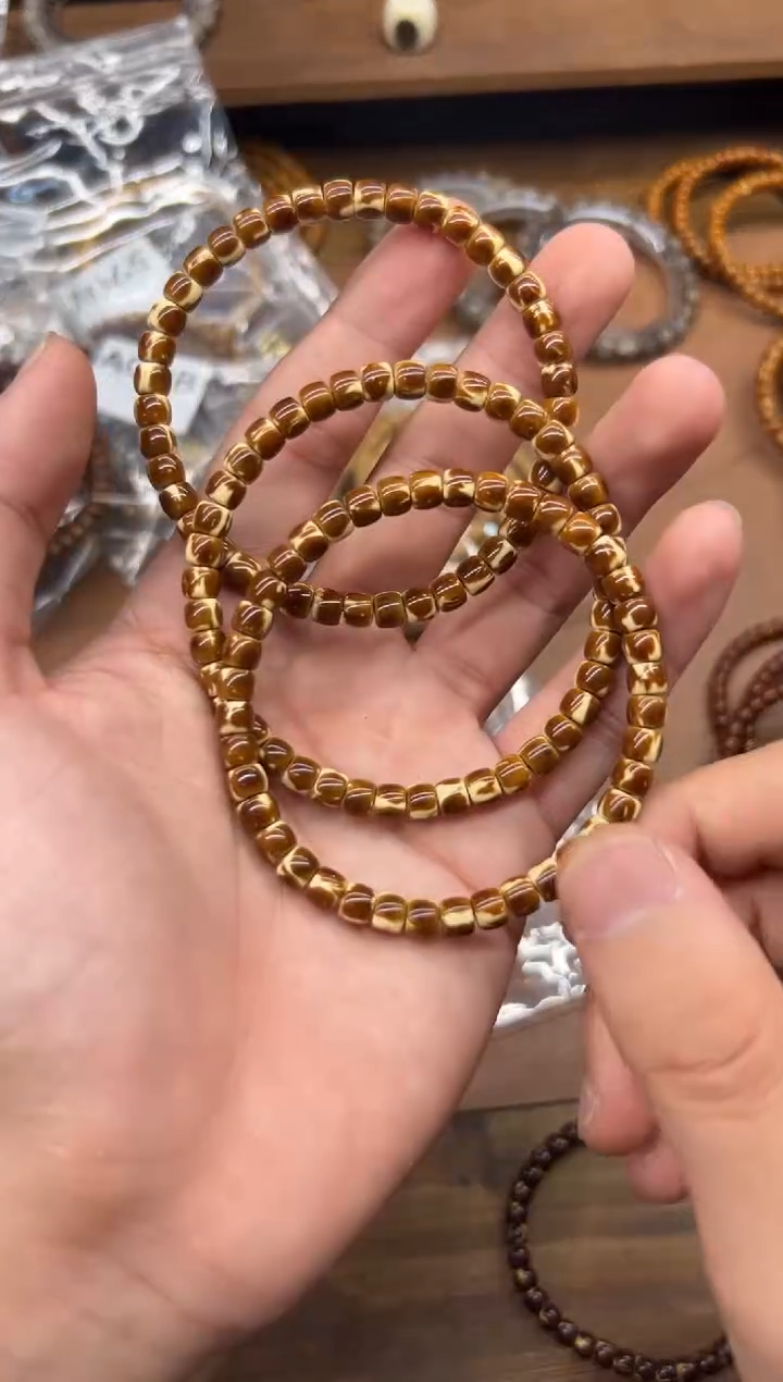 手串紫金鼠A069 精挑花皮56实心