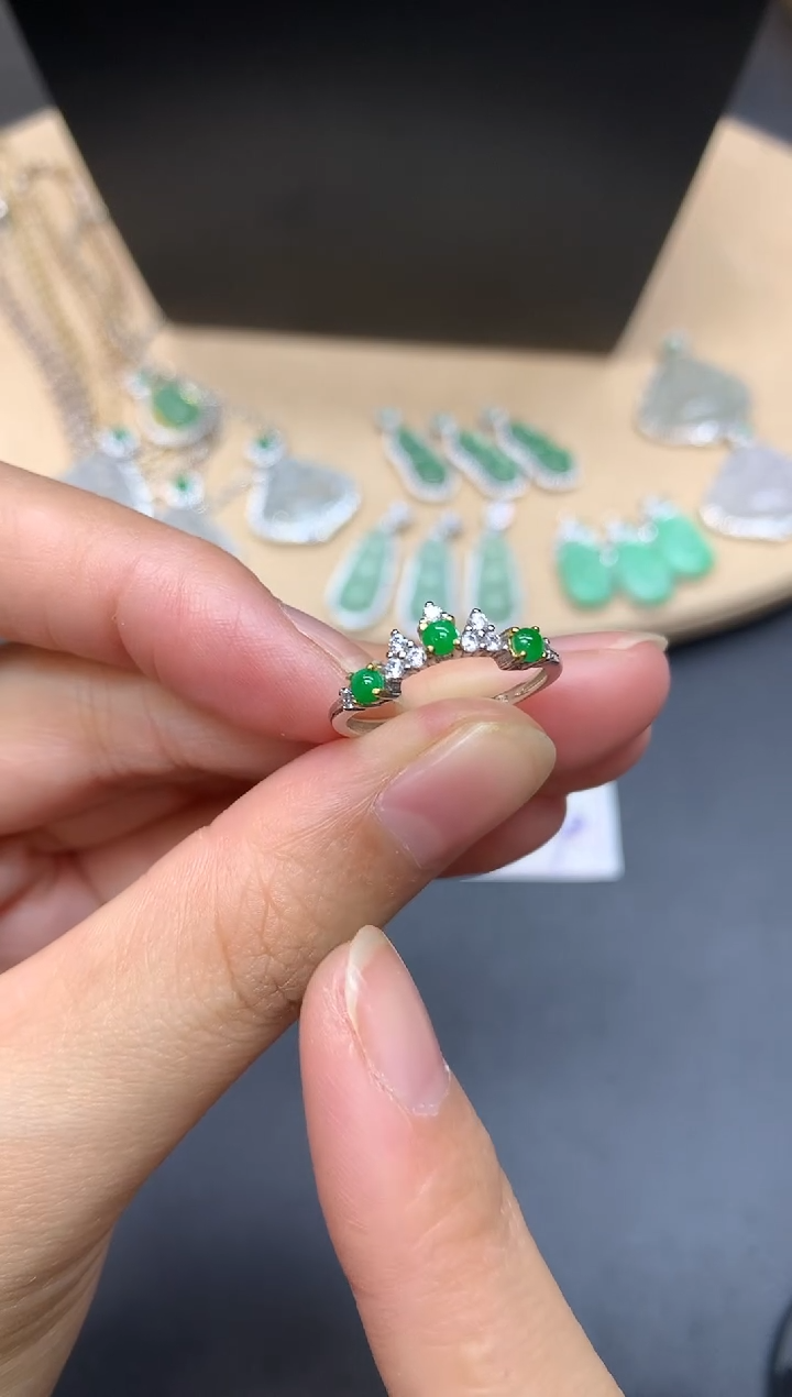 【闪购商品】翡翠戒指银S925镶嵌蛋面【无服务费】