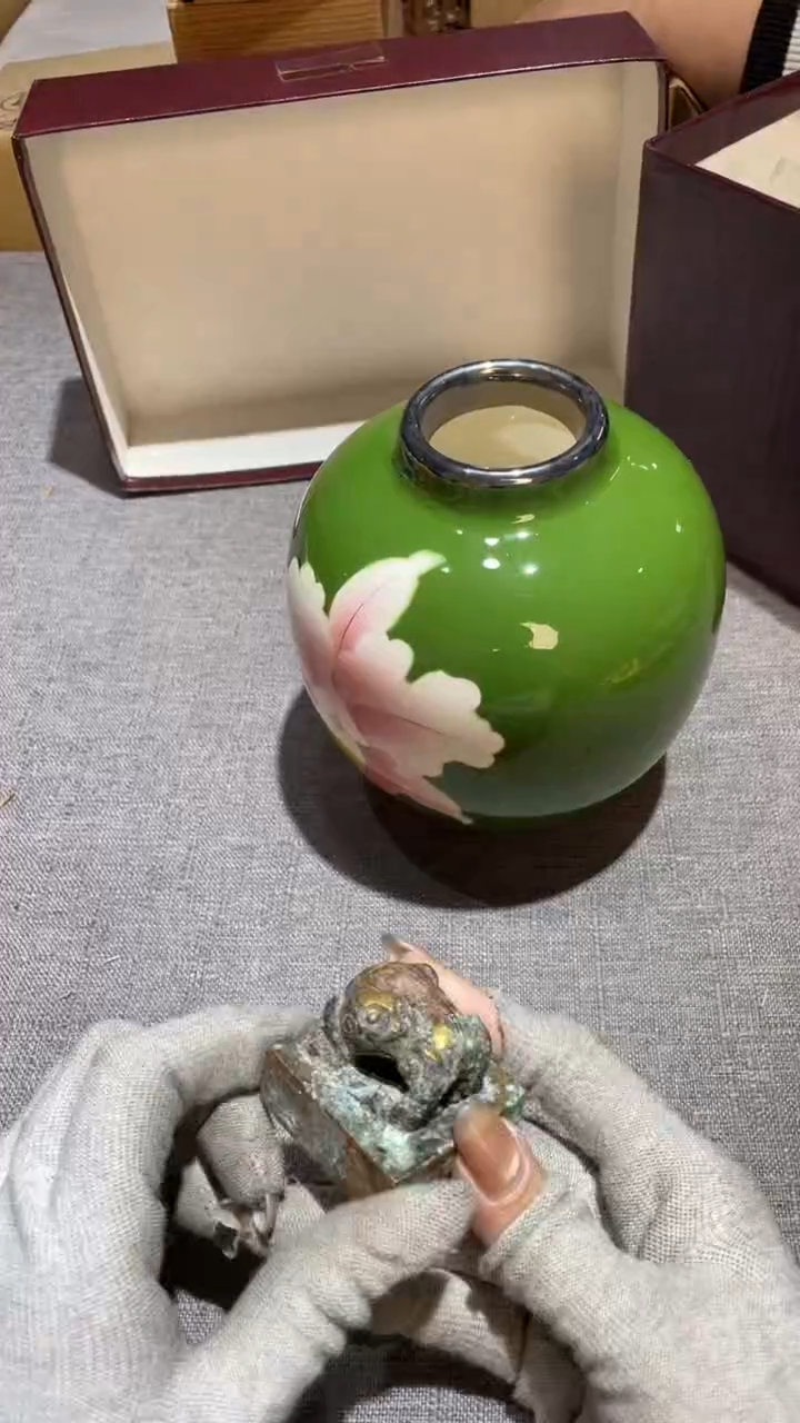 铜无*避无可避   