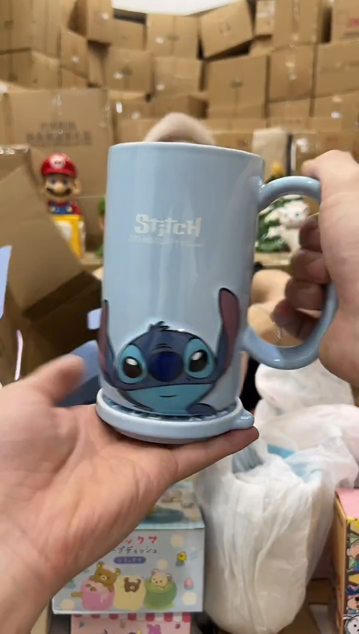 原盒史迪仔直筒带盖杯