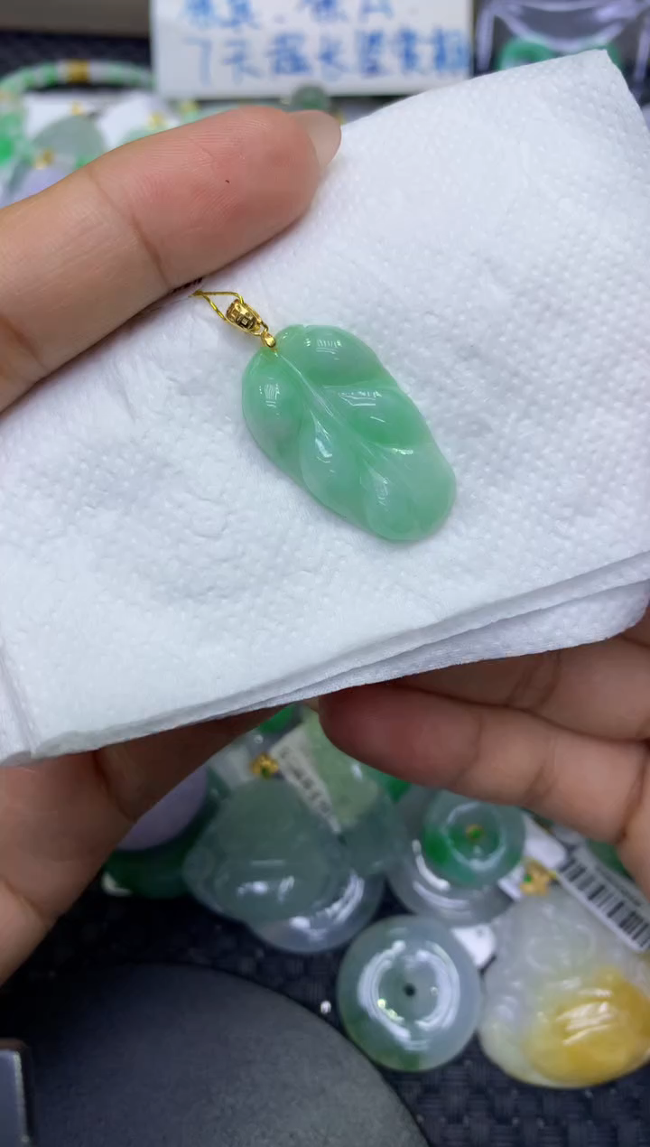 颈饰未镶嵌翡翠天然缅甸A货翡翠