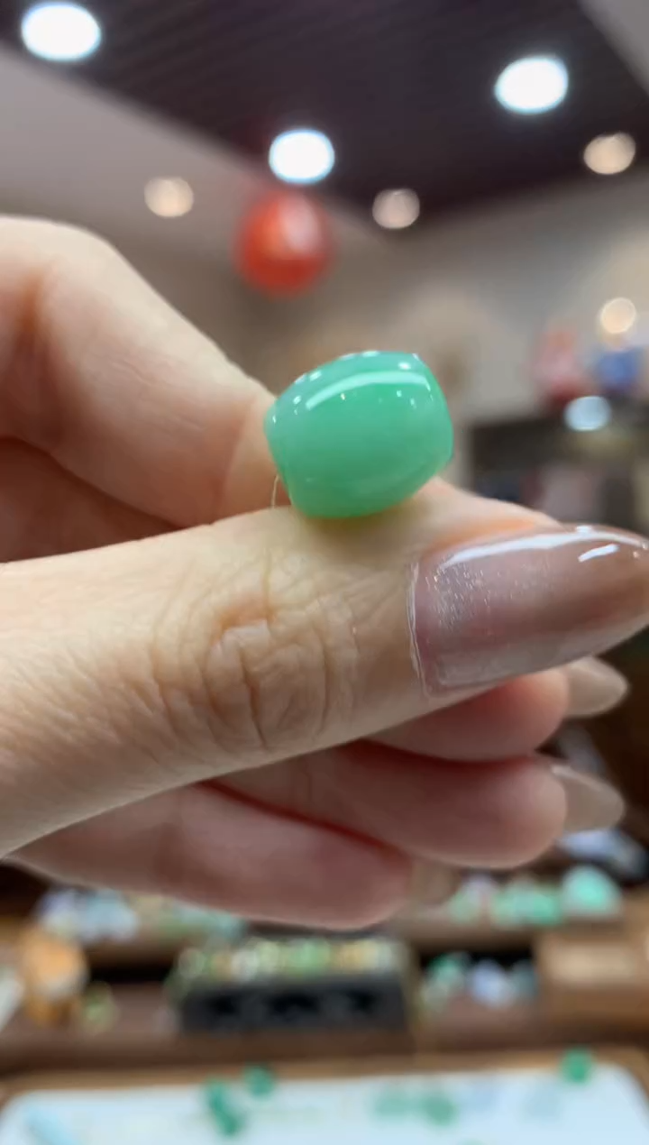 【闪购商品】翡翠吊坠(不含链)未镶嵌路路通