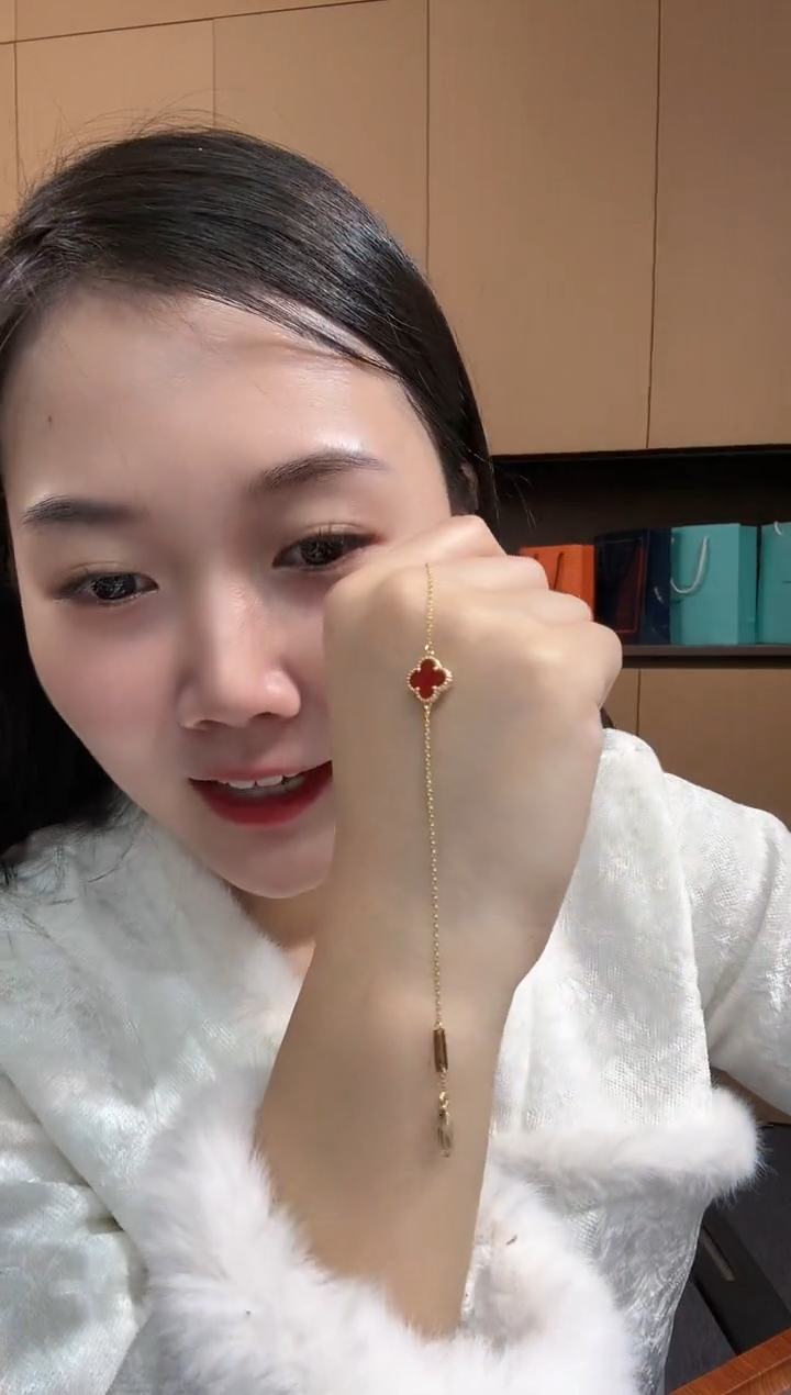 【闪购商品】玛瑙/玉髓手链18K金镶嵌红色k黄，小号单花手链GHJ