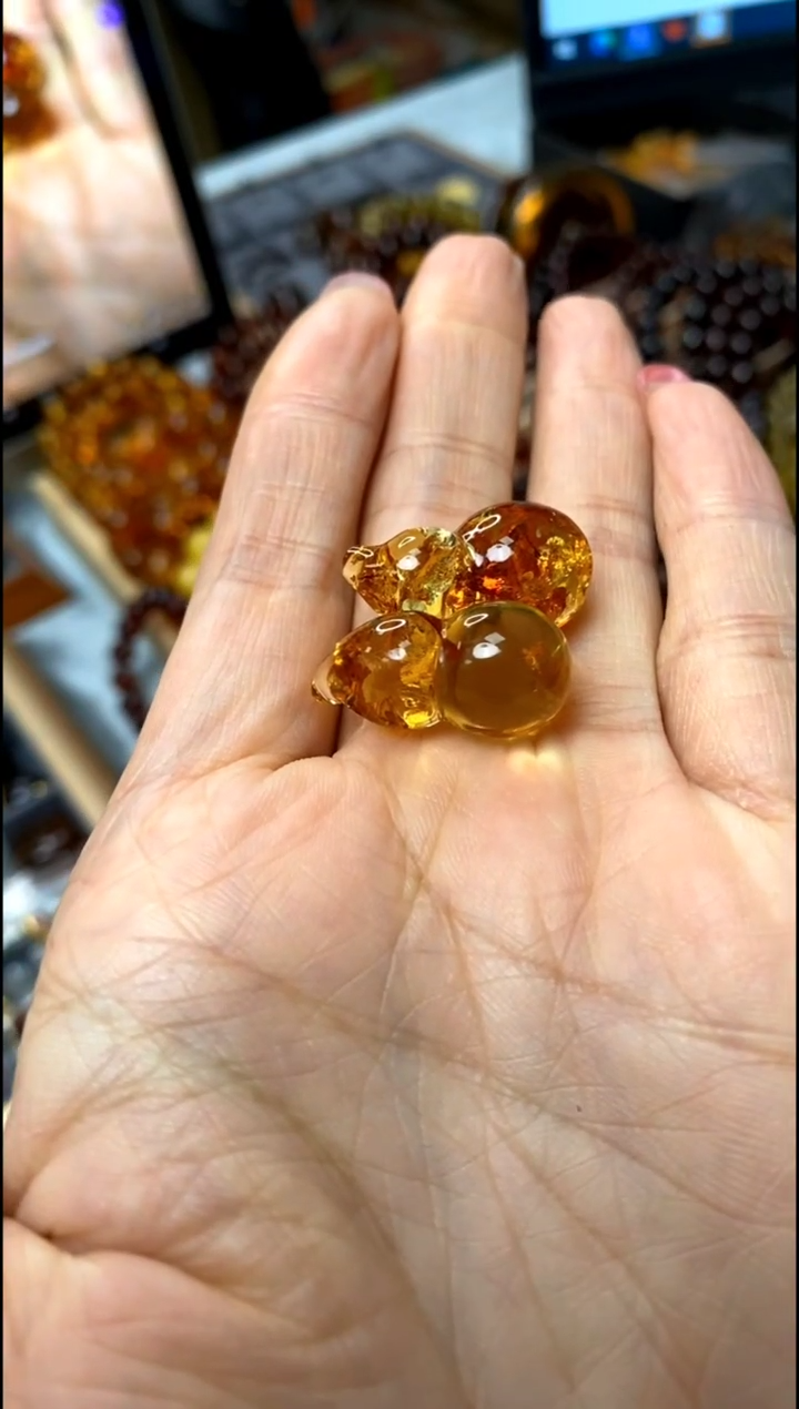 【闪购商品】琥珀（花珀）珠宝奇石未镶嵌00000000