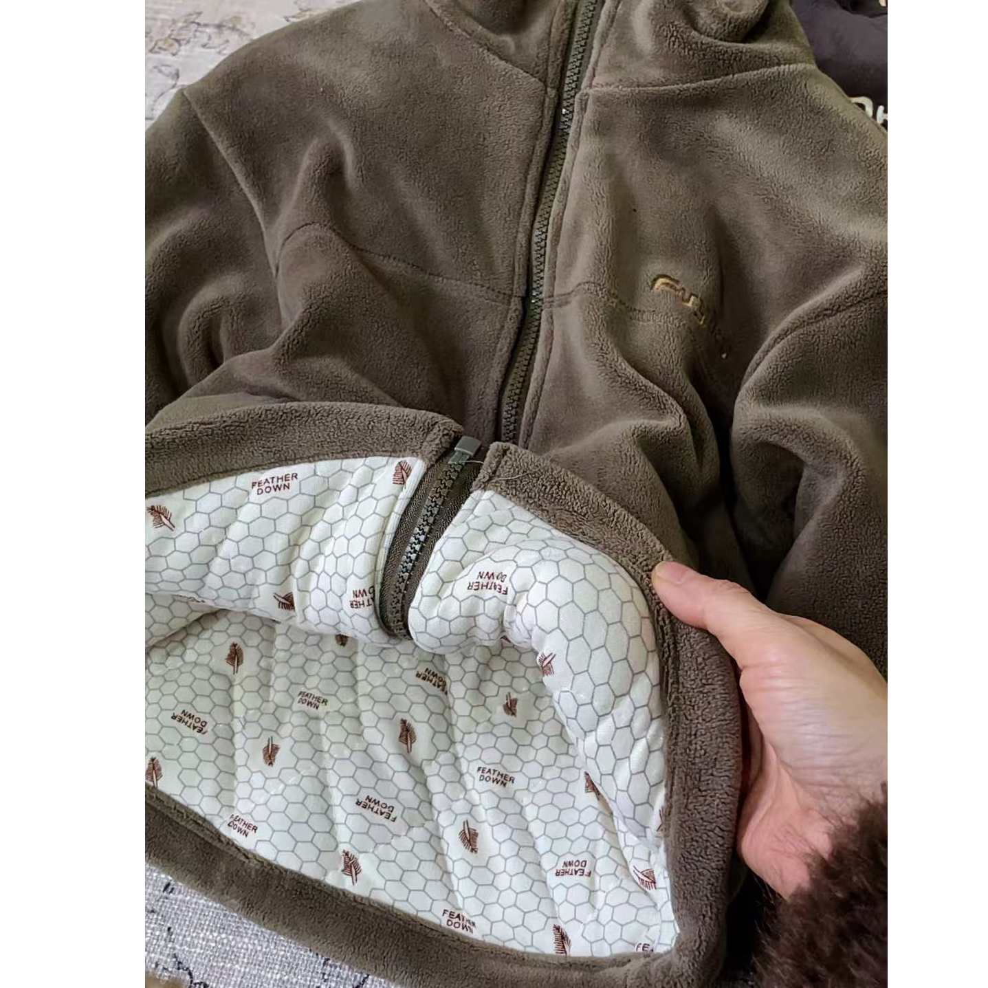 512006 优选韩版秋冬季儿童休闲舒适保暖打底上衣校服神器