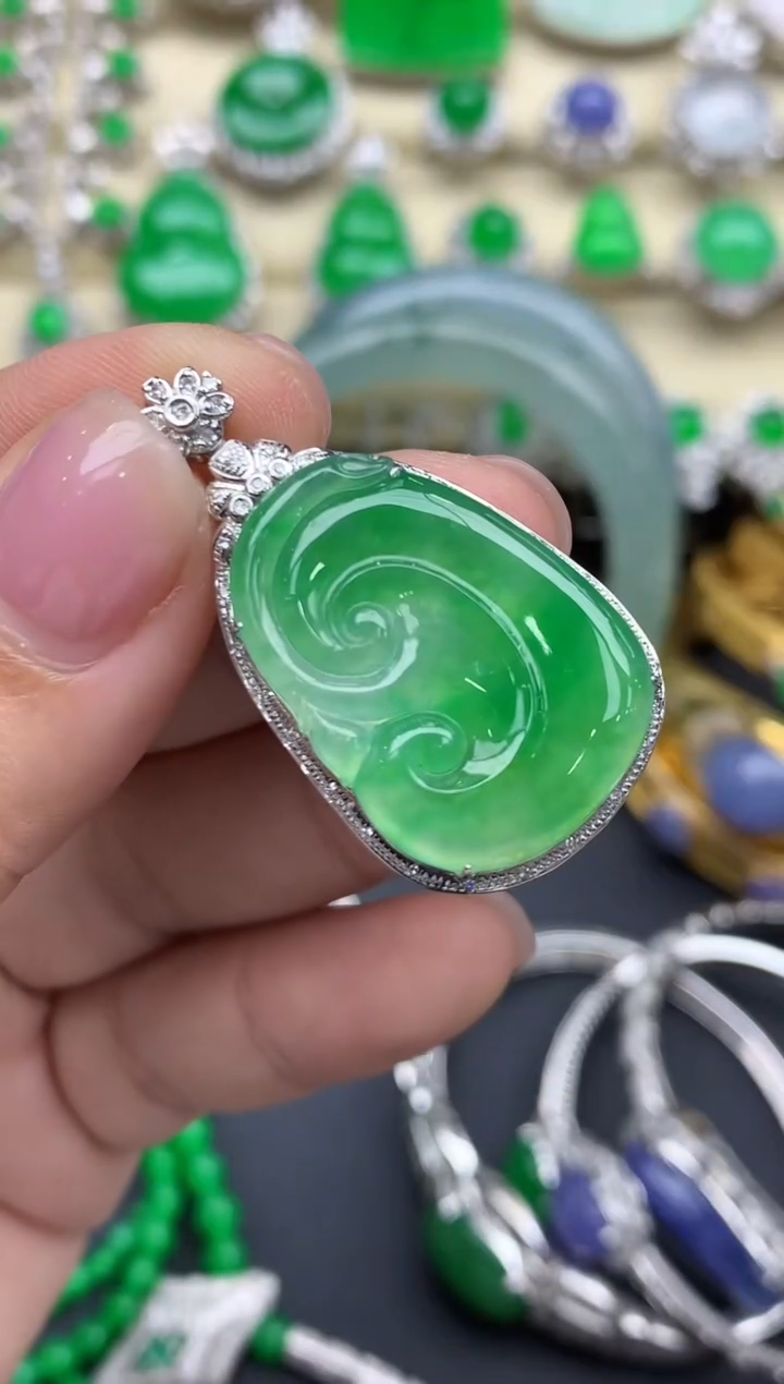 【闪购商品】翡翠颈饰18K金镶嵌522-中国好珍宝