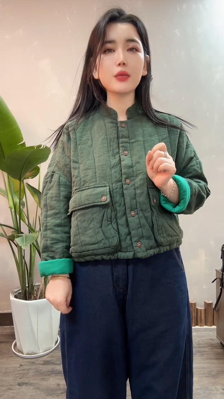 2308绿显瘦上衣 不退               