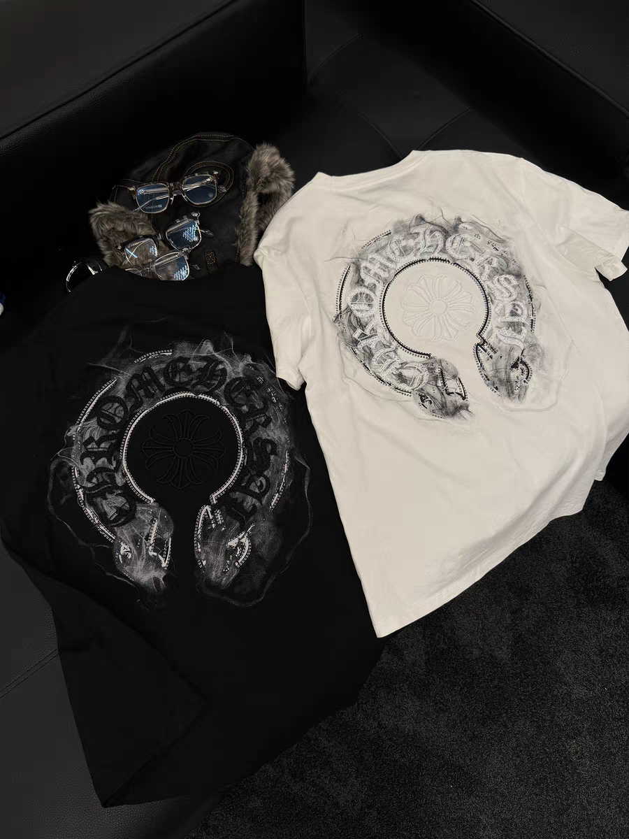 新款潮牌十字梵文刺绣扎染轻奢时尚休闲百搭宽松纯棉圆领半袖T恤