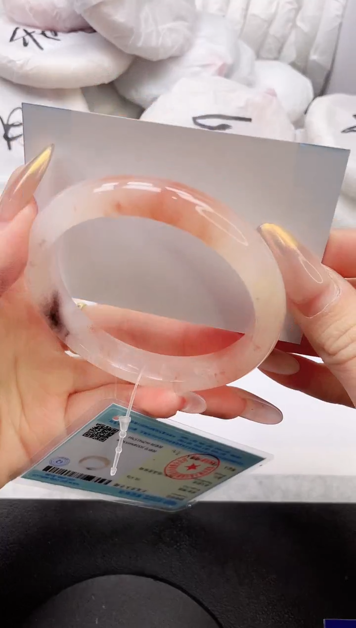 【闪购商品】石英质玉手镯未镶嵌13K163-63