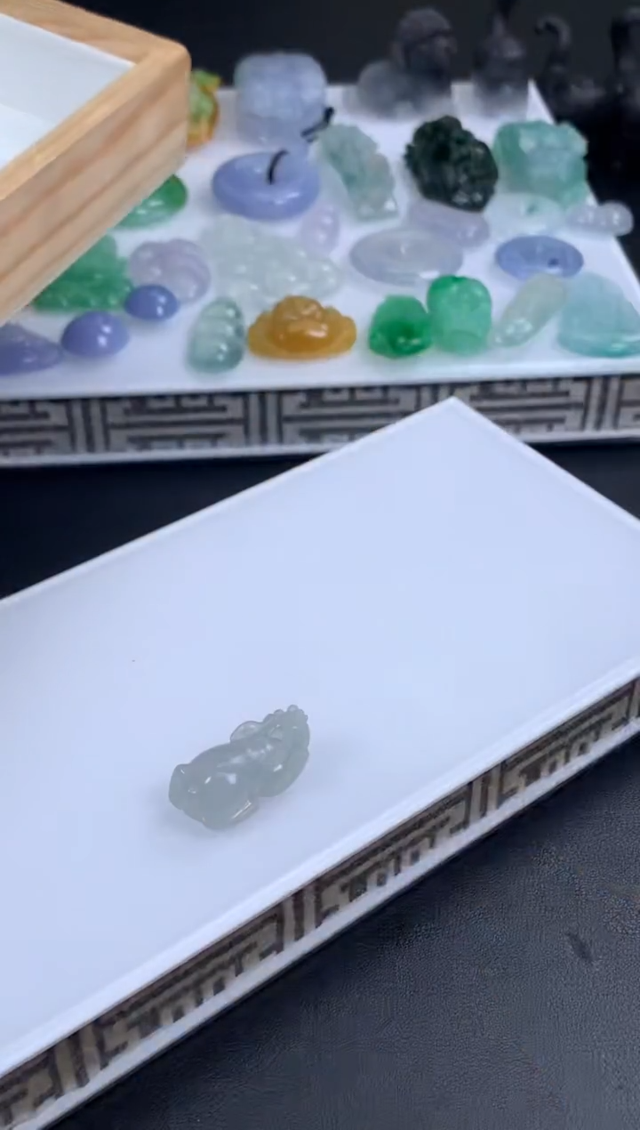 【闪购商品】定制翡翠未镶嵌翡翠