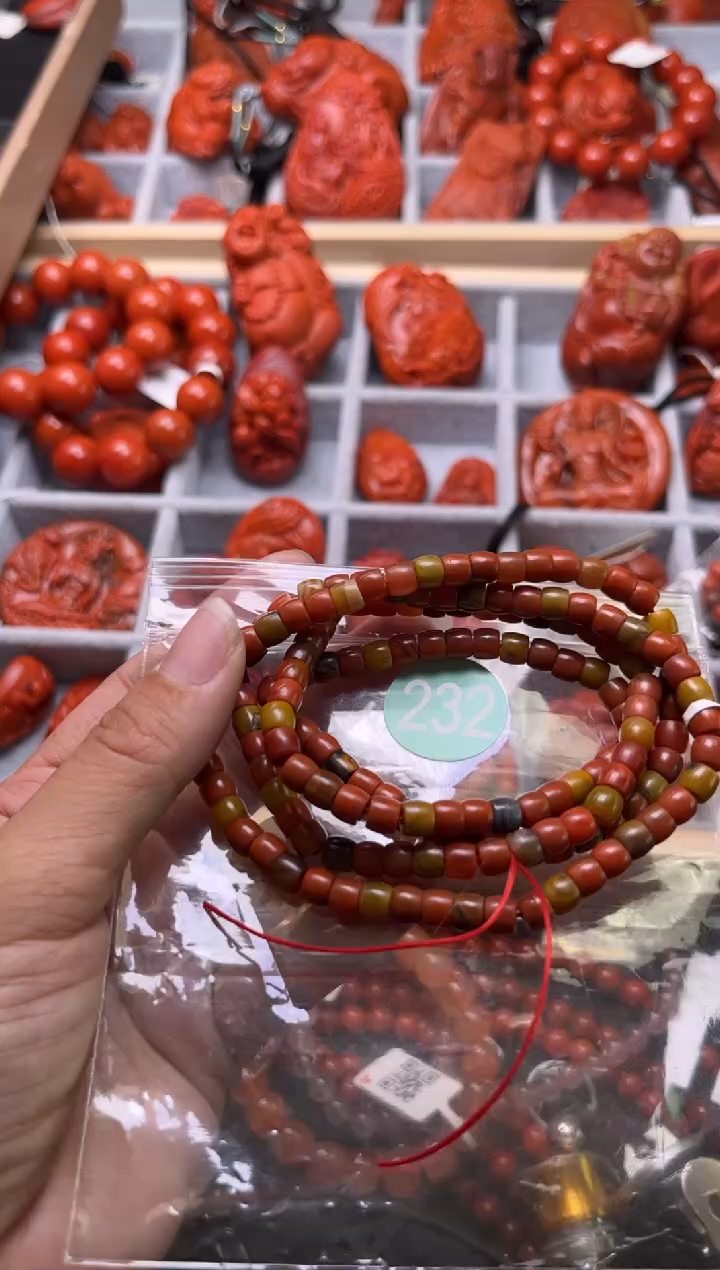 南红玛瑙未镶嵌珠宝奇石232-5+