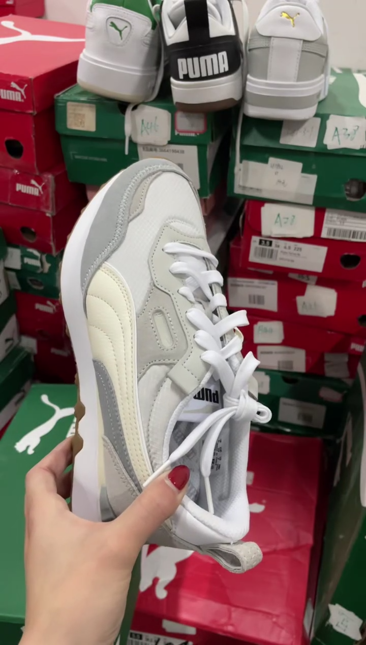 彪马时尚休闲运动鞋39M  KK34