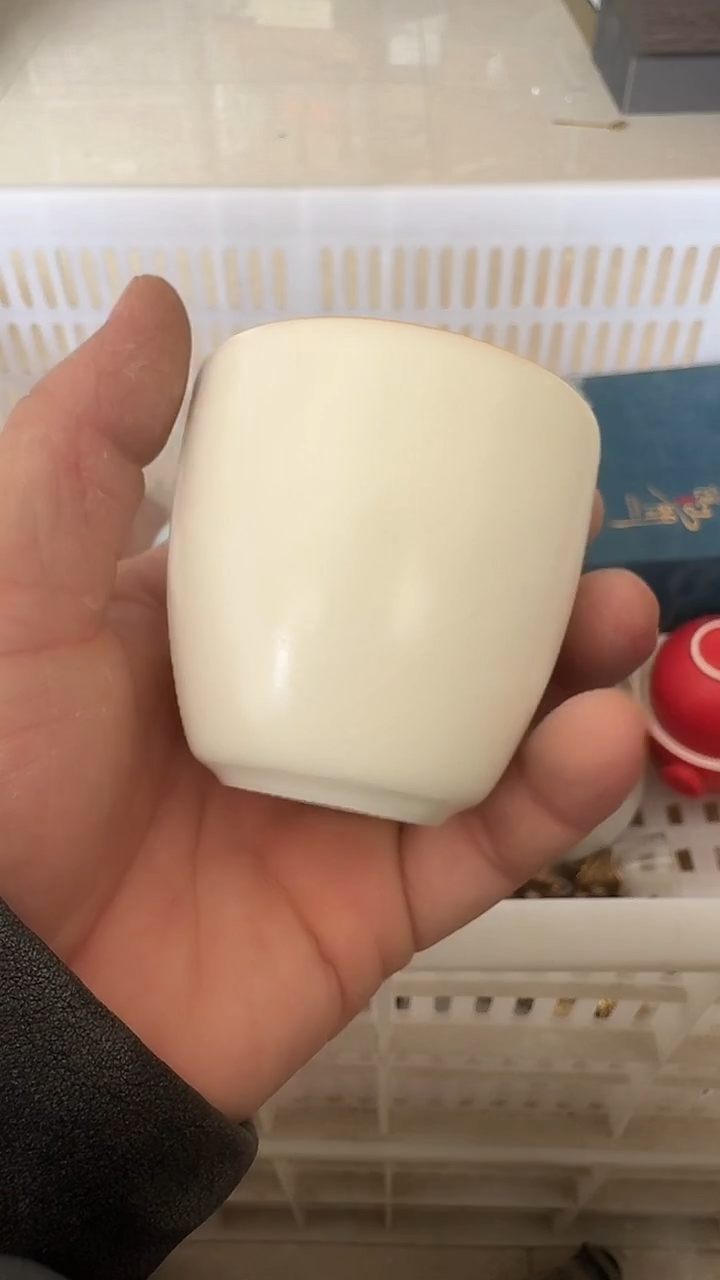 杯无运费险有瑕疵的摄影的产品有使用过的痕迹有点脏介意勿拍