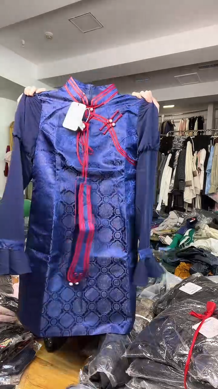 纱袖连衣裙       2XL码    130-140斤