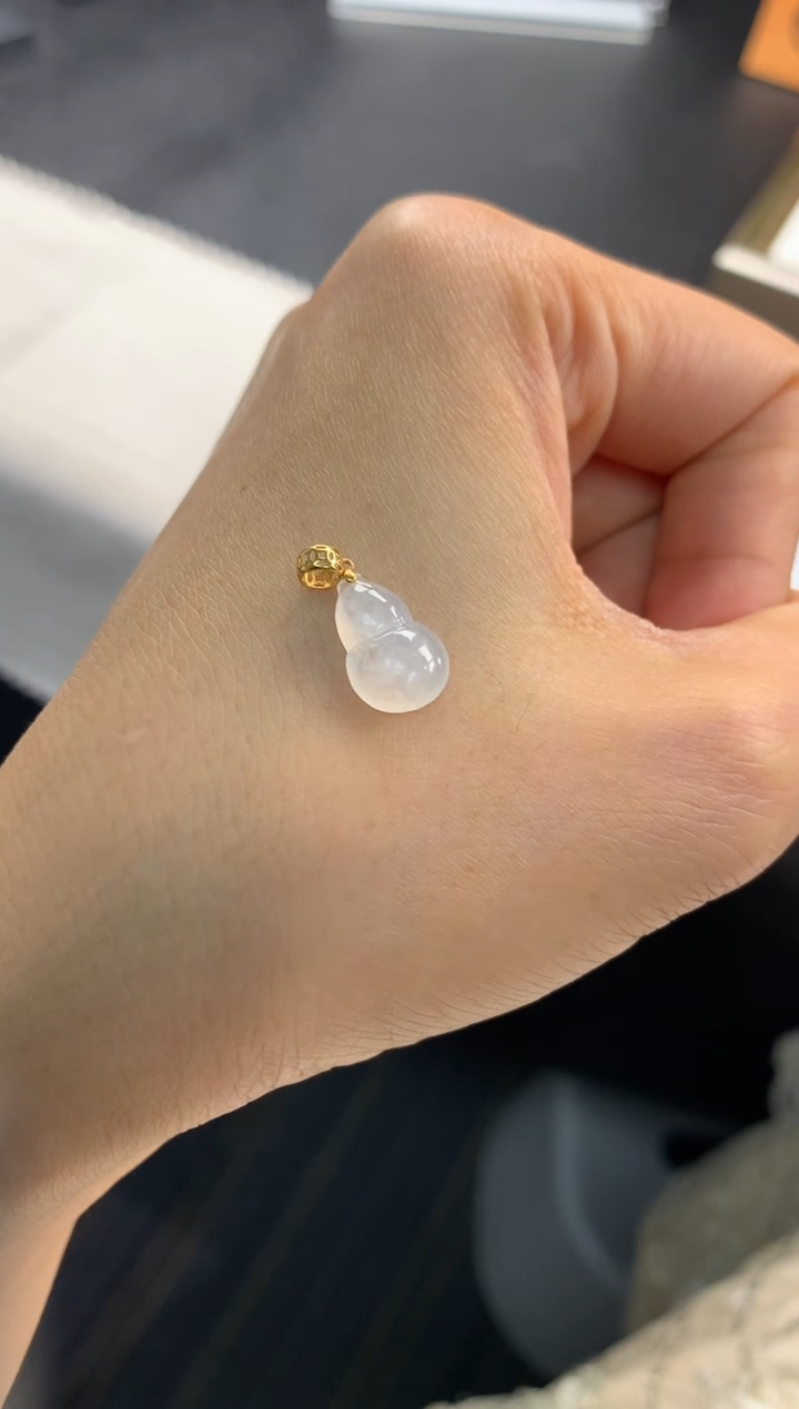 【闪购商品】翡翠颈饰18K金镶嵌FA323 小葫芦多样性发其一赠皮绳