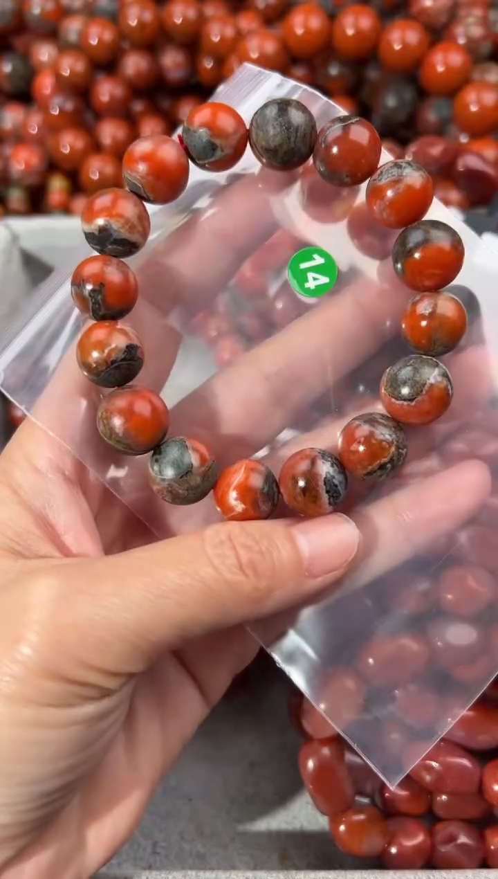 南红玛瑙手串未镶嵌13+
