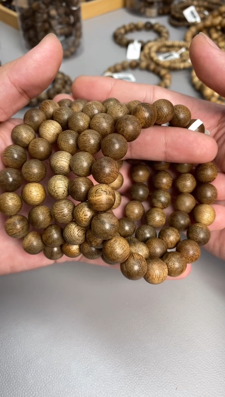 沉香手串 文莱圆珠单圈1.1多样性发其一