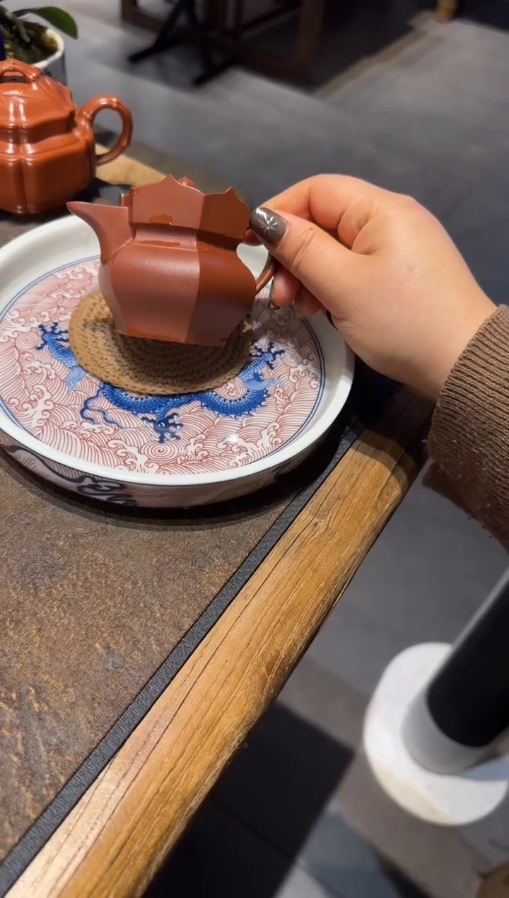 【闪购商品】紫砂茶壶朱泥小僧帽 90cc