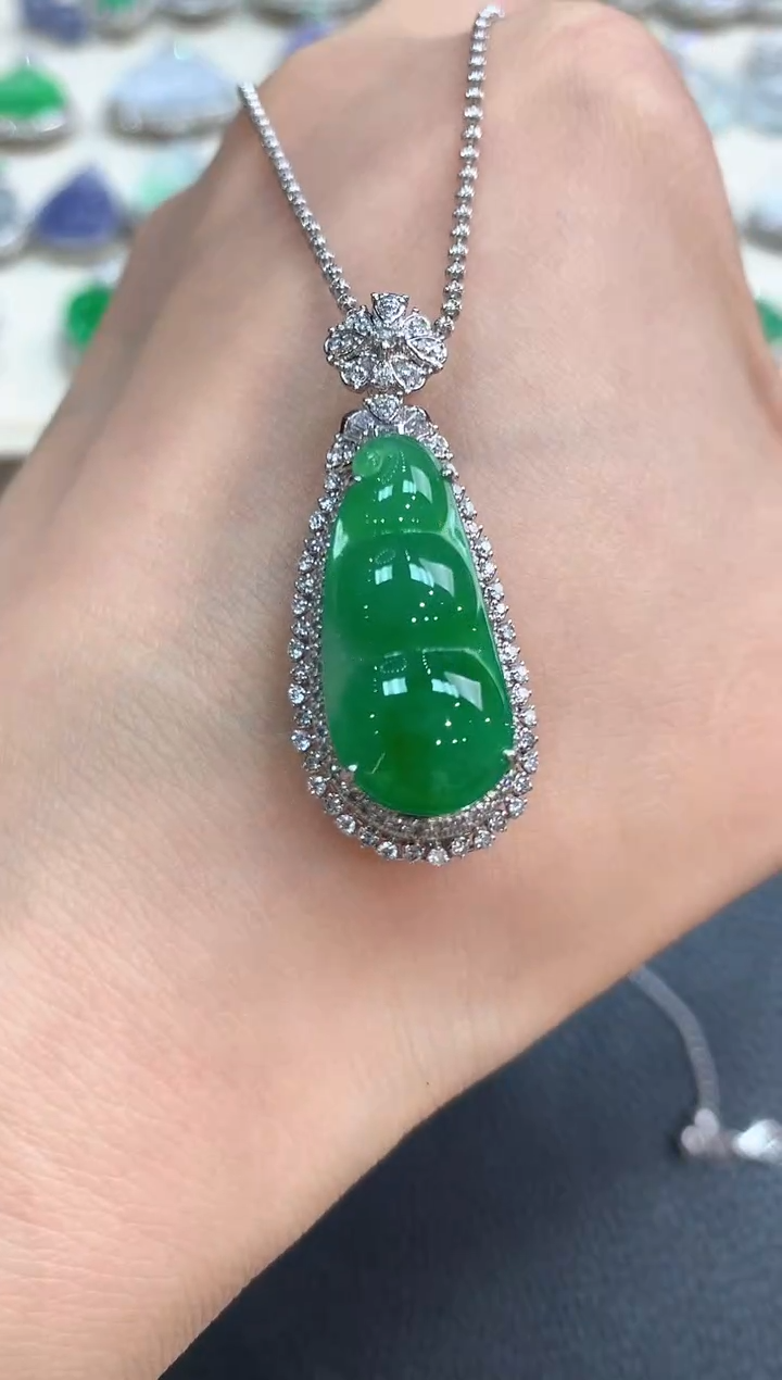 【闪购商品】翡翠吊坠(不含链)18K金镶嵌b157       