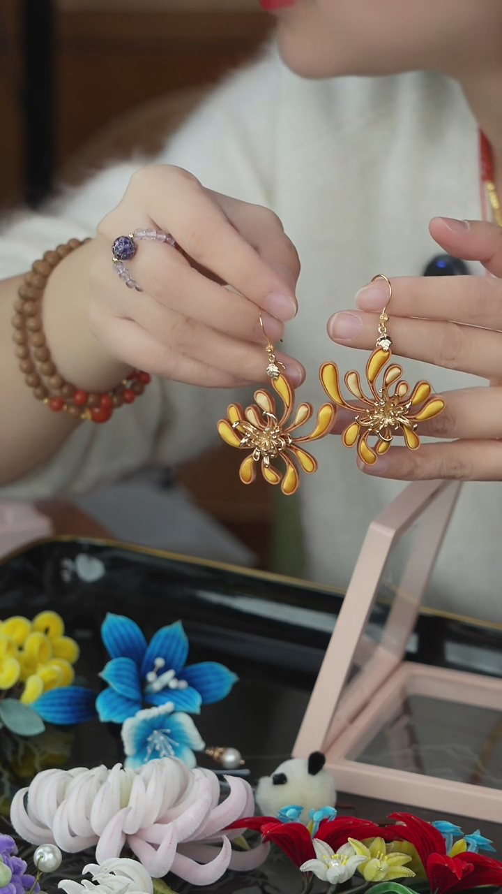 刺绣闪购纯手工非遗国风饰品