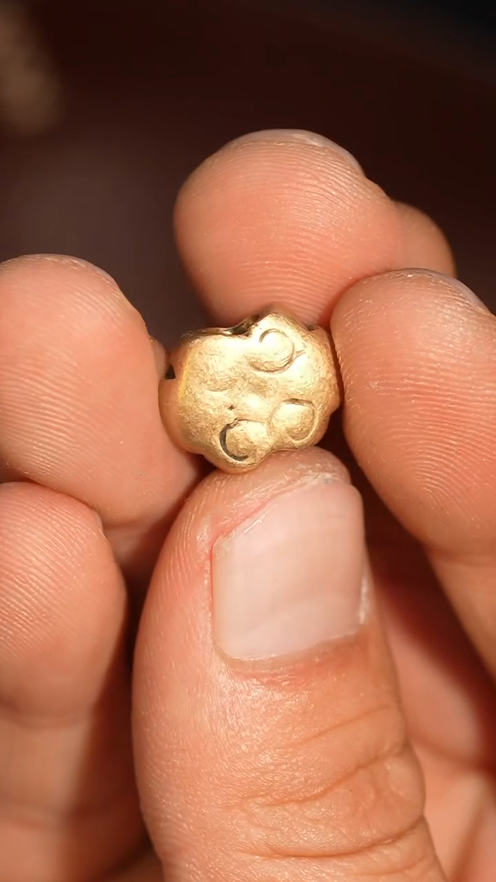  冲赛康胡子哥，藏传物件129