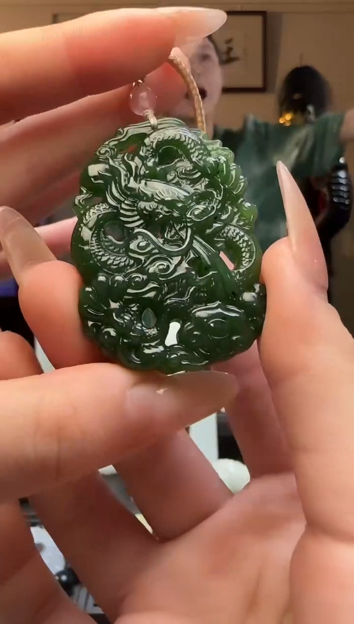 【闪购商品】和田玉碧玉龙牌未镶嵌吊坠