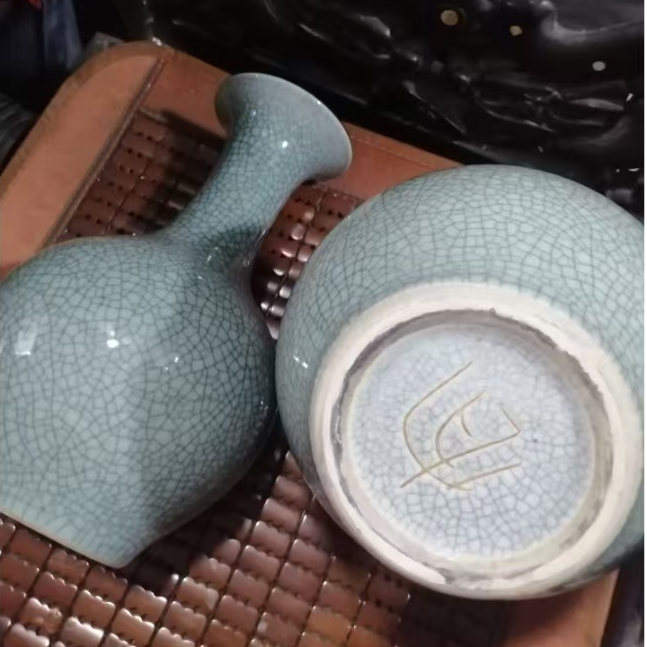 【天兴优选】绿釉冰裂纹官窑赏瓶