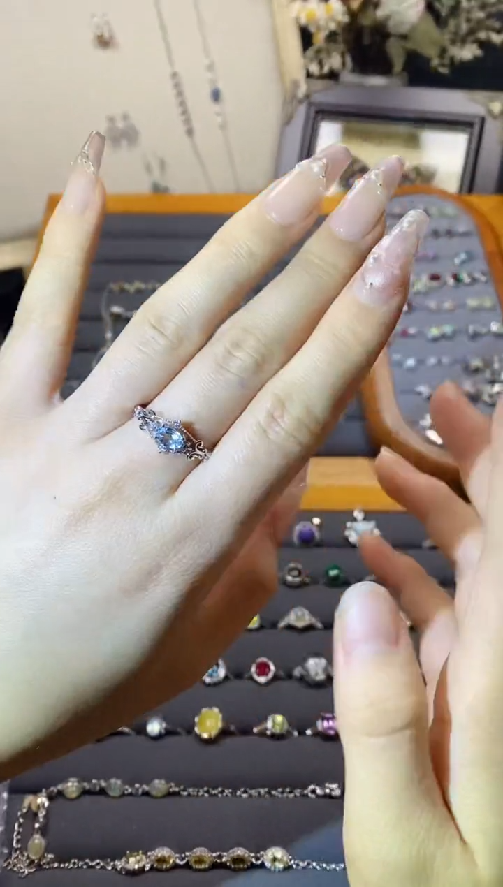 【闪购商品】水晶手链银S925镶嵌A63