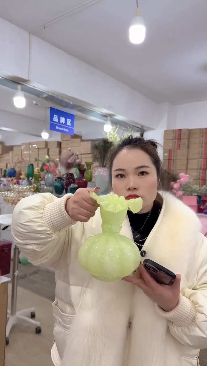 【闪购商品】无铅玻璃甄选花器-z-早31