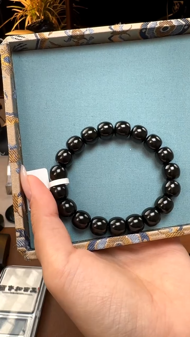 未镶嵌手链和田玉新疆和田玉黑青卡11手串