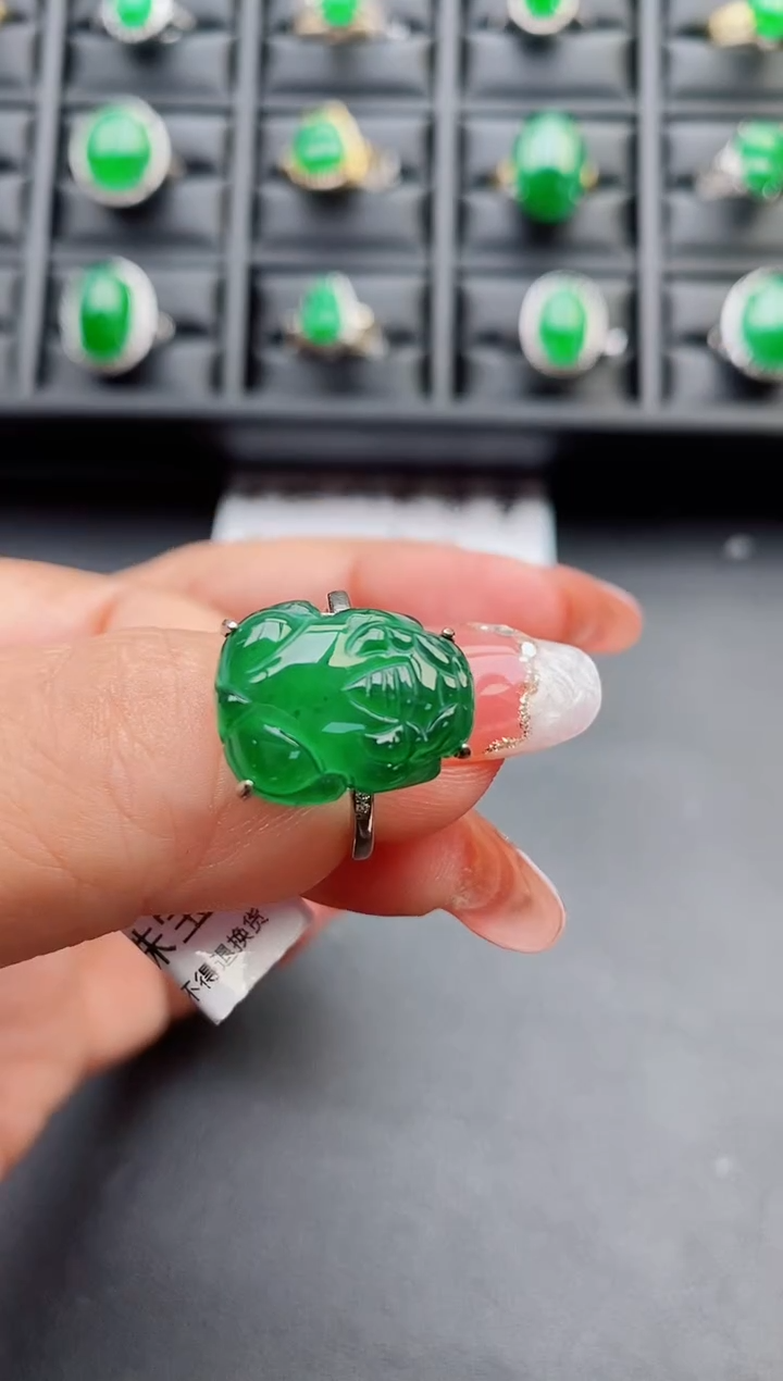 【闪购商品】翡翠戒指银S925镶嵌05800