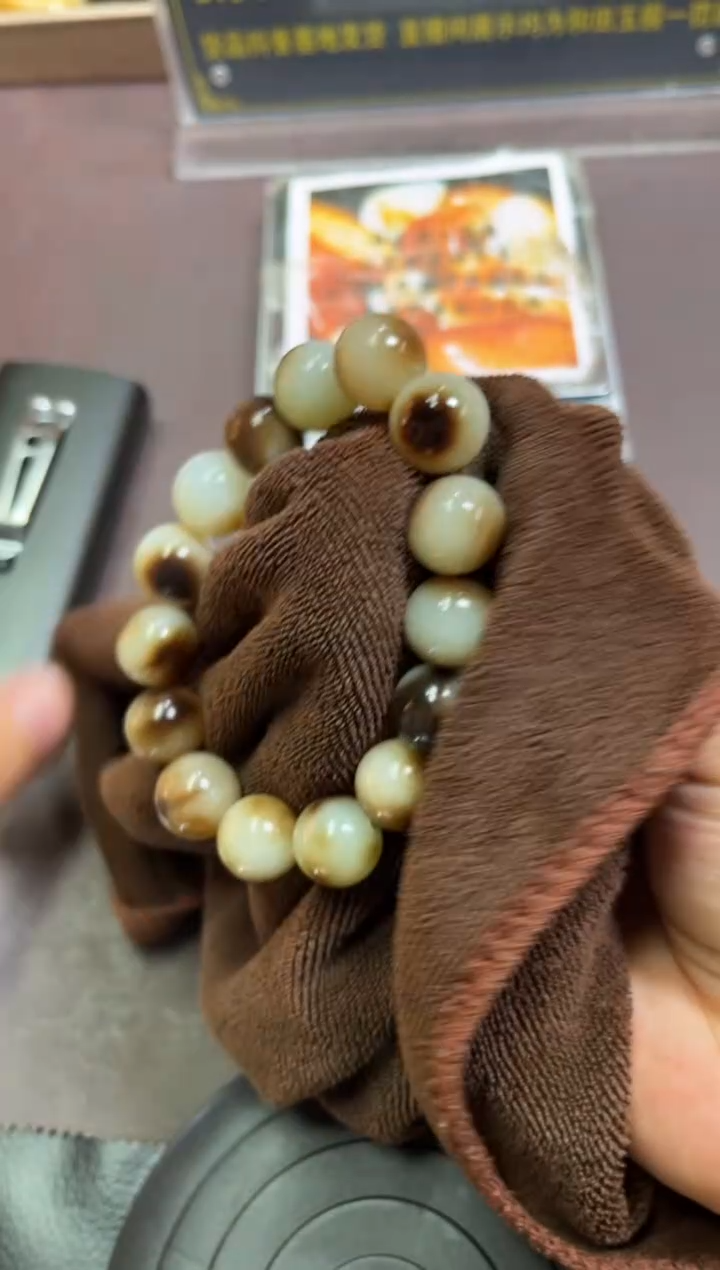 和田玉（子料）未镶嵌挂件YL-WW-7.7-44