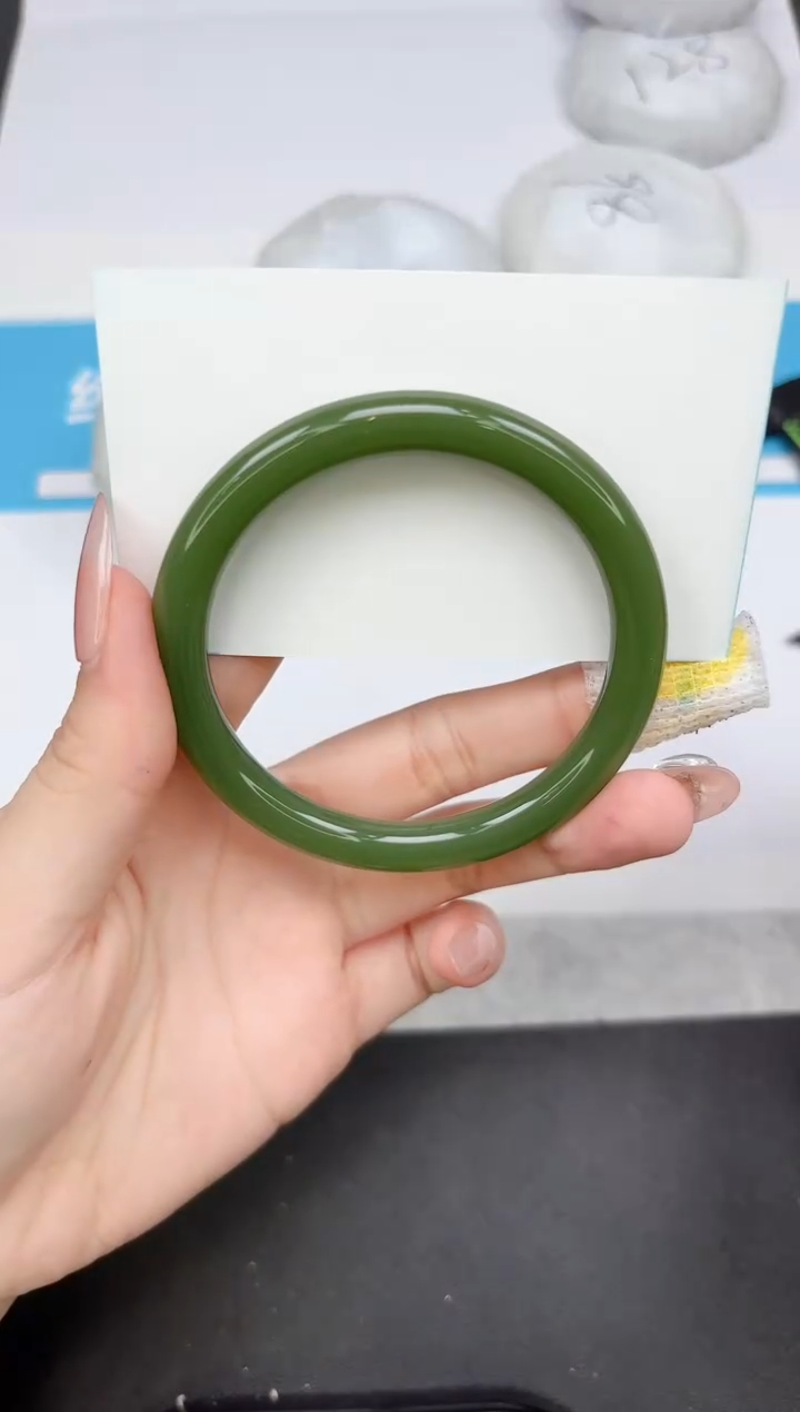 【闪购商品】石英质玉手镯未镶嵌434-58.4