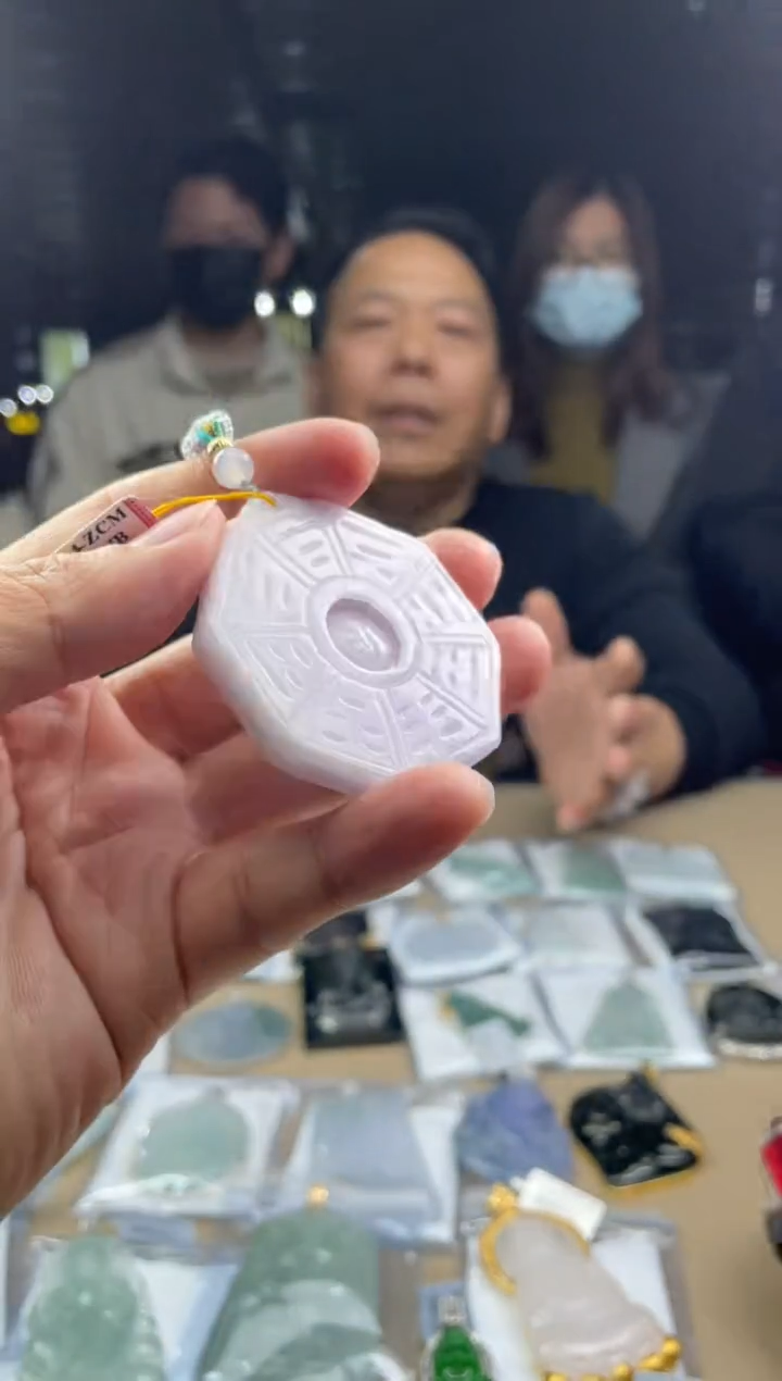 【闪购商品】定制翡翠未镶嵌       3659