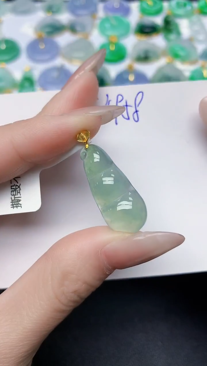 颈饰18K金镶嵌翡翠天然缅甸A货翡翠百元以上9元证书费自理