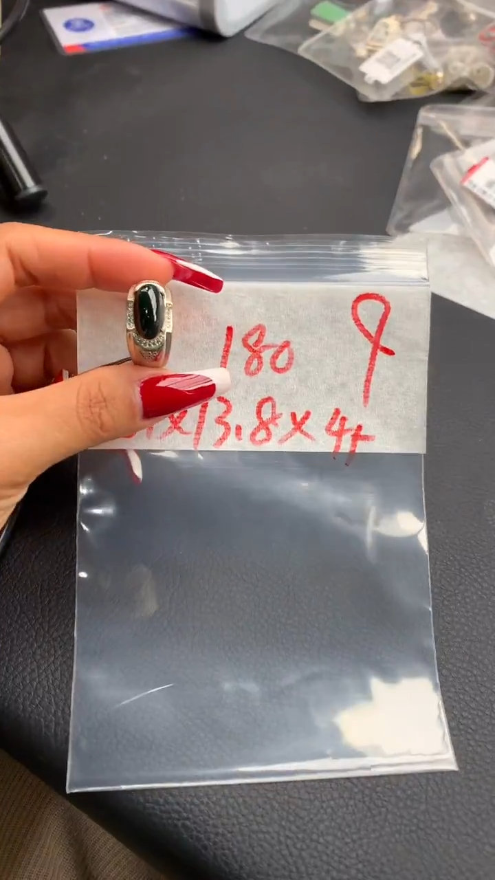 【闪购商品】定制翡翠未镶嵌毛货需精细抛光发货拍一发一