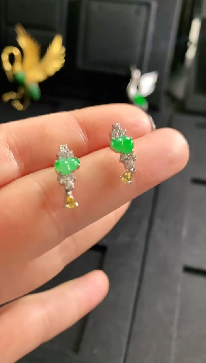 【闪购商品】翡翠耳饰18K金镶嵌耳饰