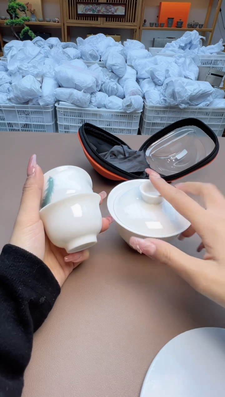 【闪购商品】摆件瓷制品S1111111111111
