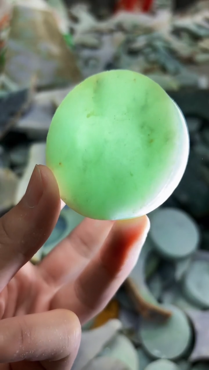 【闪购商品】翡翠颈饰未镶嵌A货白谭2502