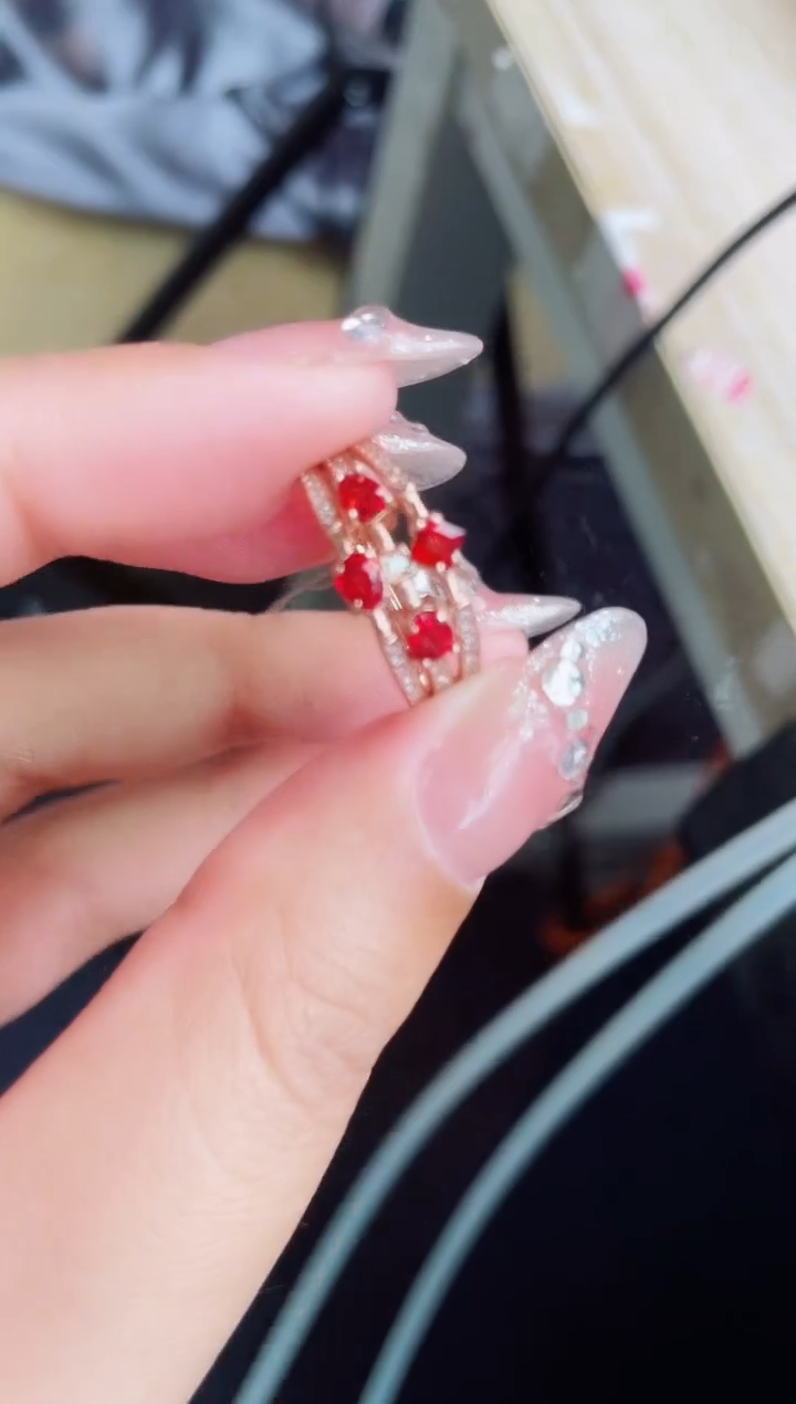 【闪购商品】彩色蓝宝石戒指银S925镶嵌戒指