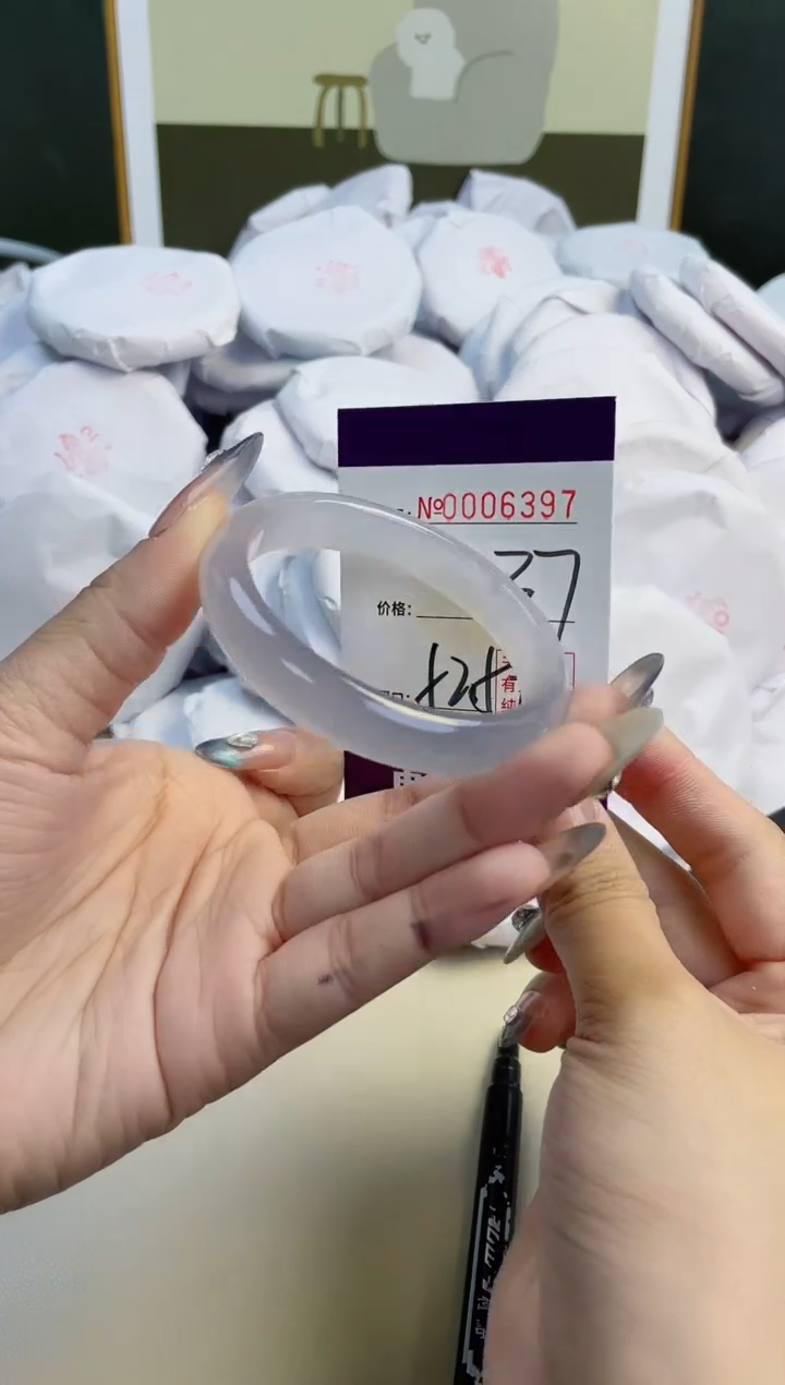 【闪购商品】玛瑙/玉髓手镯未镶嵌6397