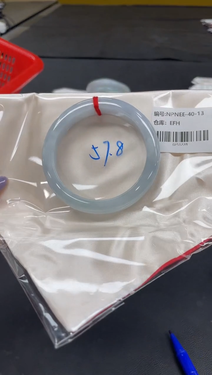 未镶嵌手镯翡翠翡翠手镯