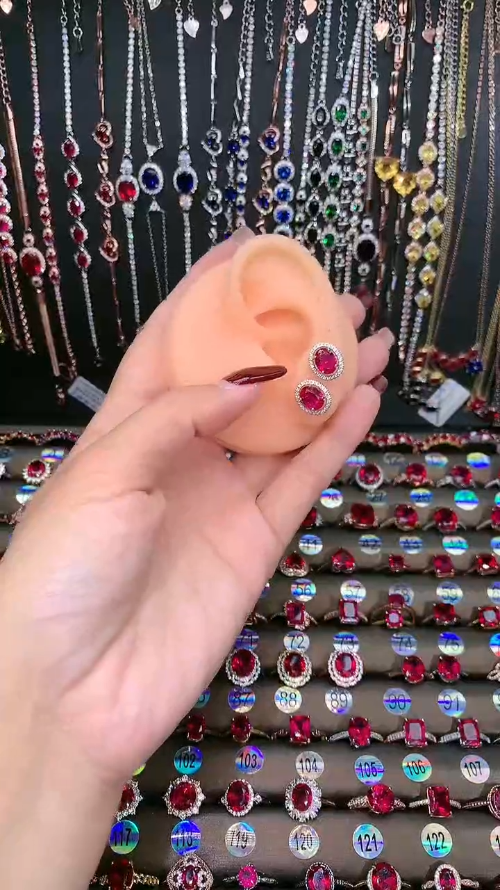 【闪购商品】红宝石耳饰银S925镶嵌6.8银