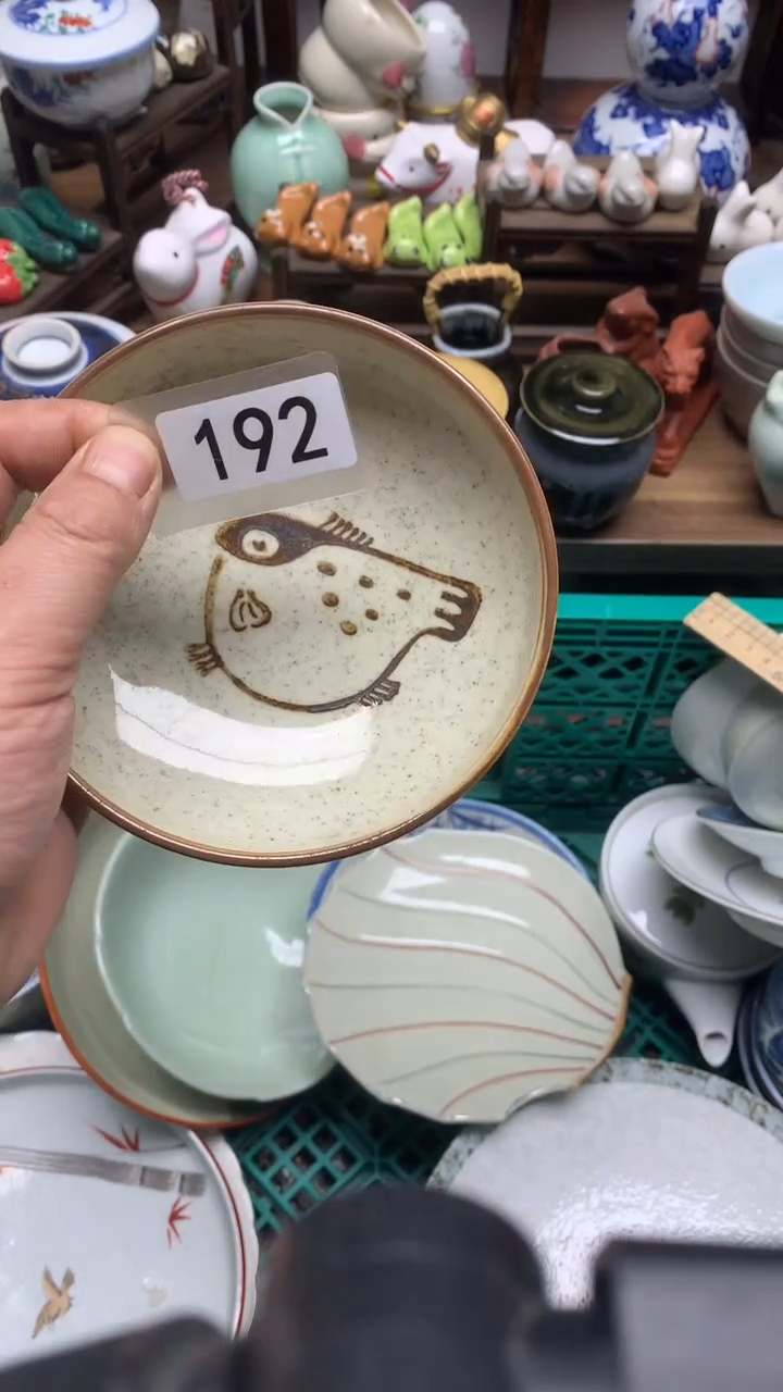 瓷片A龙华精品陶瓷店