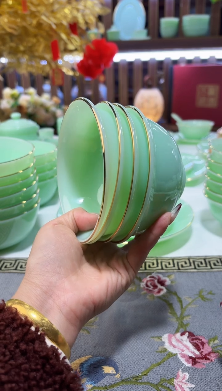 玉瓷4.5英寸饭碗4个