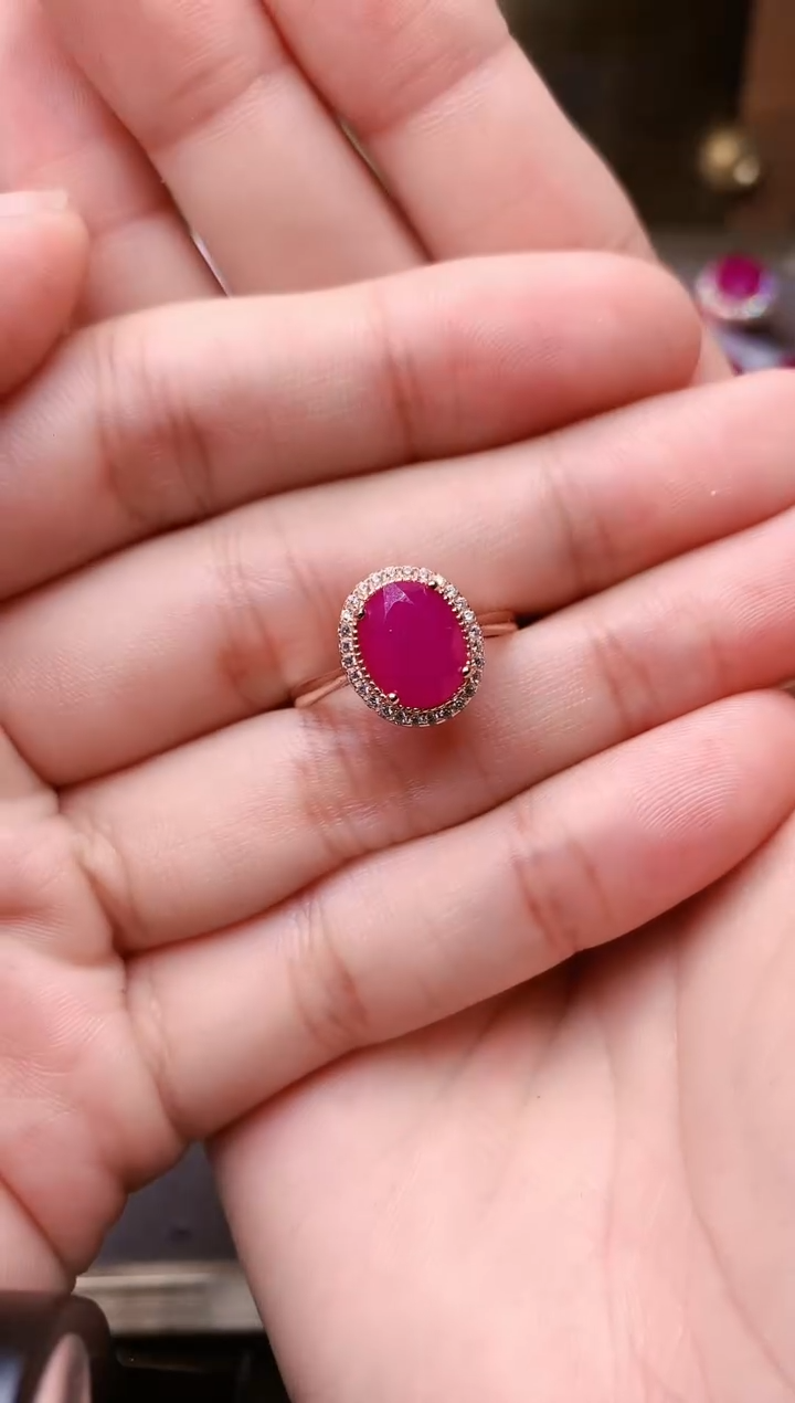 【闪购商品】红宝石戒指银S925镶嵌........